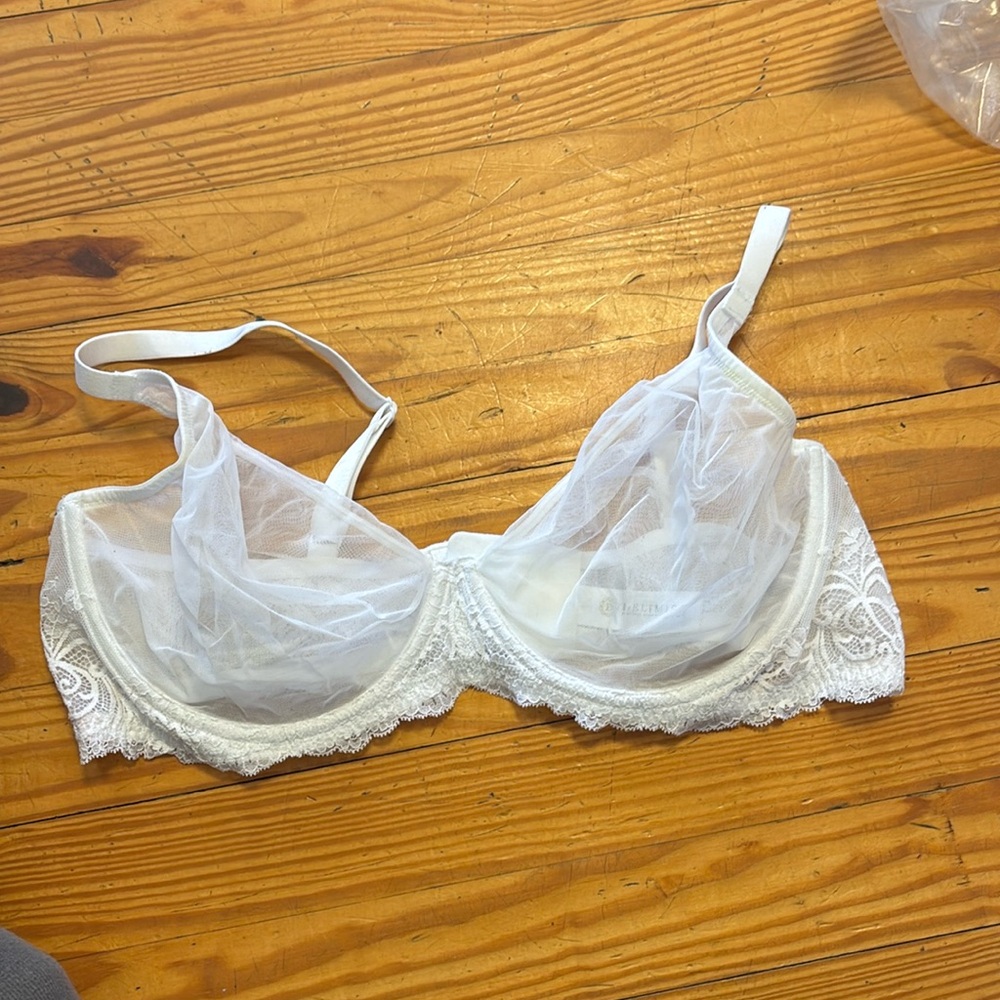 Bra